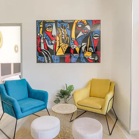 Cosy Et Calme Proche Métro Montplaisir Apartamento *